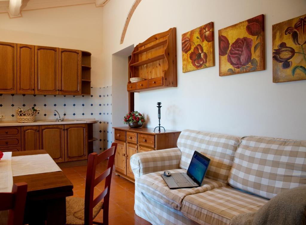 Agriturismo Buon Riposo - Country Resort In The Heart Of Tuscany San Giovanni a Corazzano Room photo